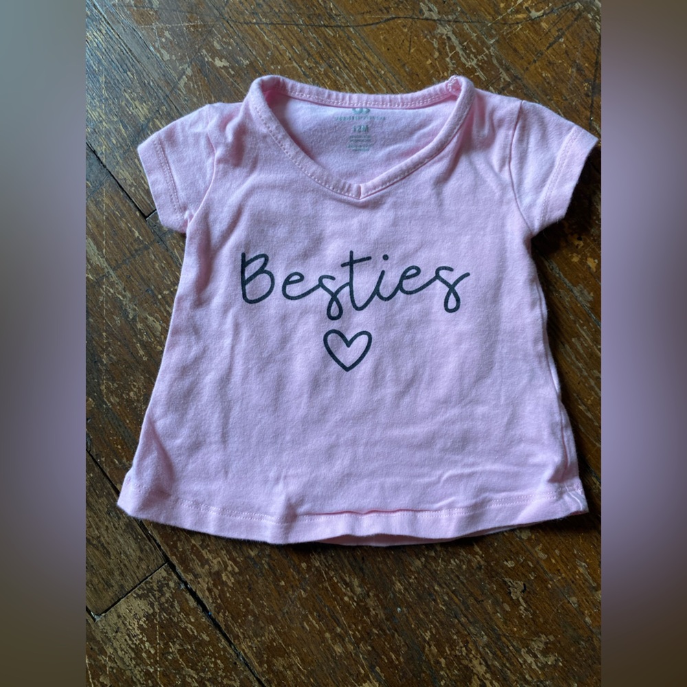 Unique Baby Shop Baby Girl “Besties” T-shirt size 12 Months